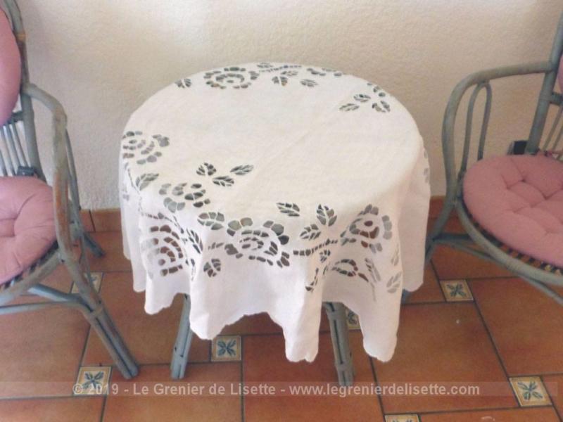 Ancienne Nappe Ronde Broderies Ajour Es Le Grenier De Lisette