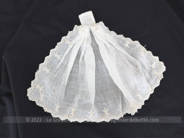 Petit Jabot Dentelle Et Fines Broderies Le Grenier De Lisette