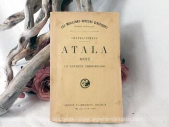 Ancien livre de Chateaubriand nommé ATTALA avec copie d'une dédicace sur la page de garde.