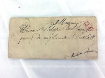 Ancienne petite lettre pli du 8 juin 1847 âgée de 174 ans, portant le cachet de la Poste de Bordeaux celui de La Rochelle et concernant le déplacement de 20 hommes.