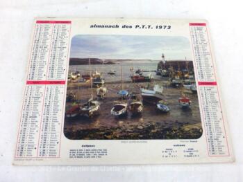 Ancien almanach des PTT de 1972 sur papier cartonné léger avec la photo de la Savoie sous la neige d'un coté et le port de Villefranche sur Mer de l'autre.