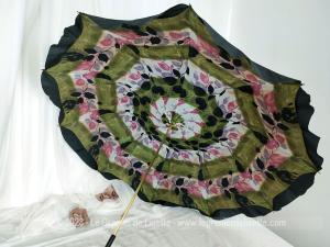 Belle ombrelle doublée intérieur fleurs manche cuir