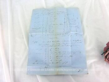 Agée de 173 ans, voici une ancienne lettre pli du 1 décembre 1852 soit à peine 63 ans après la révolution française de 1789 ! C'est une feuille double écrite dont 3 pages nous proposent une liste numérotée de différents lots.