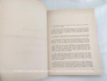 Sur 22 x 18 cm, voici un livre portant le titre de "L’Aéronautique et les Travaux Scientifiques Expérimentaux" par Y. Roques et B. Miette sur 244 pages et édité en 1967.