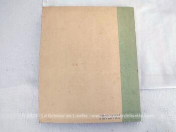 Sur 22 x 18 cm, voici un livre portant le titre de "L’Aéronautique et les Travaux Scientifiques Expérimentaux" par Y. Roques et B. Miette sur 244 pages et édité en 1967.