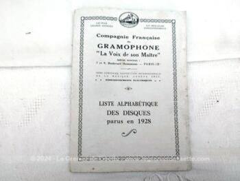 Voici un ancien catalogues La Voix de son Maitre pour l'année 1928, un autre pour l'année 1929,  un prospectus pour une chanson de Maurice Chevalier de 1929 et le catalogue des nouveautés d'avril 1930.