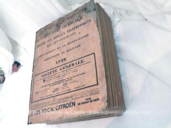 Voici l'Annuaire Officiel des Abonnées aux Réseaux Téléphoniques des Départements de France en 1926, avec en couverture la page pour le Département de la Hautes Saône et le Territoire de Belfort. Les autres départements de France sont à  l'intérieur.