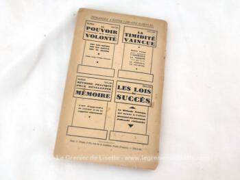 Datant de 1929, voici un livre ancien de 204 pages portant le titre de ""L'Education de la Parole" de Paul-C Jagot daté de 1929, concernant l'Art de Parler clairement et avec assurance, dans la vie privée, dans les affaires et devant un public. Tout ça en 1929, quel programme!