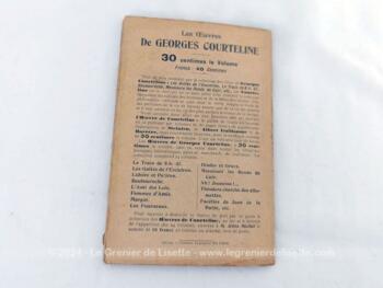 Voici un duo de petits livres de 11.5 x 17.5 x 0.6 cm  concernant les "Oeuvres de Courteline" publié chez Albin Michel avec "Les Gaités de l'Escadron et le Capitaine Marjavel" et  "Margot" datant des années 30.