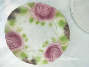 Trio d’anciennes assiettes barbotine Onnaing fleurs roses