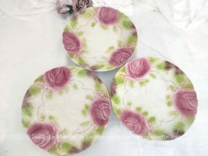 Trio d’anciennes assiettes barbotine Onnaing fleurs roses