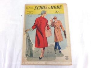 Ancienne revue Le Petit Echo de la Mode du 22 novembre 1953, véritable trésor vintage de 72 ans avec des idées de modèles de robes pour femmes et enfants, de broderies, de décorations et de coiffures.. Tout le mystère de l'élégance pour l'automne 1953.